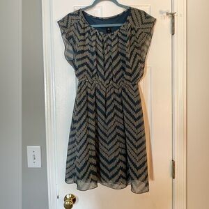 Enfocus Studio Navy and Beige Chevron Mini Dress